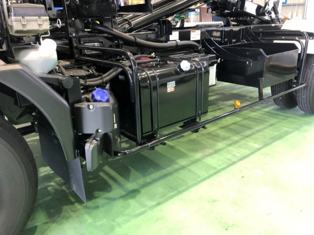 いすゞ フォワード 中型 コンテナ専用車 2RG-FRR90S4(108183) 20枚目