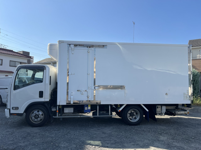 いすゞ エルフ 小型 バン PB-NKR81AN(92264) 4枚目