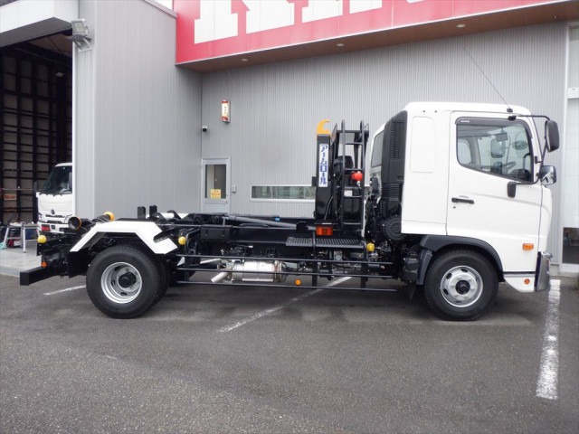 日野 レンジャー 増トン コンテナ専用車 2KG-GD2ABA(106581) 6枚目