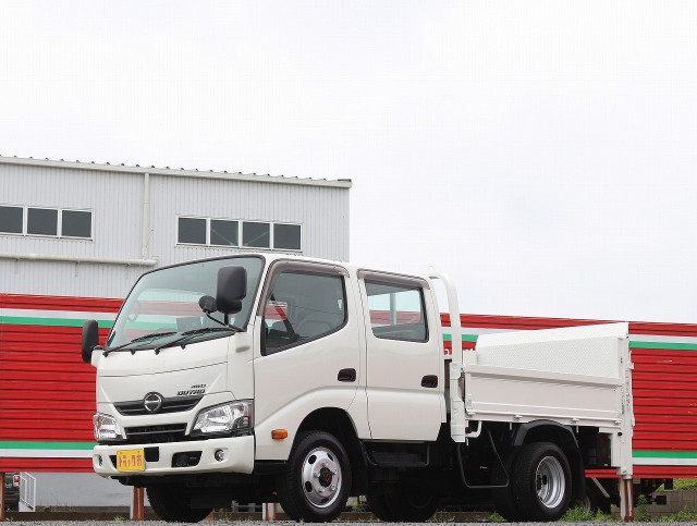日野 デュトロ 小型 Wキャブ TKG-XZU685M(109368) 1枚目