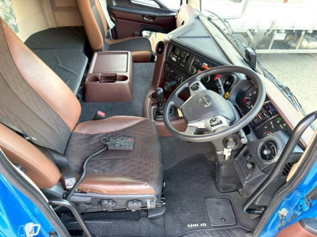 日野 プロフィア 大型 トラクタ 2DG-SH1EDGG(95423) 19枚目