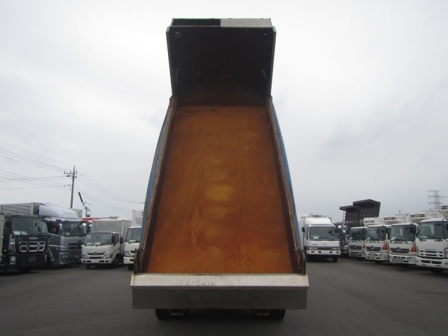 いすゞ ギガ 大型 土砂ダンプ QPG-CXZ77BT(7335) 8枚目