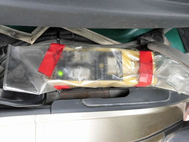 三菱ふそう ファイター 増トン コンテナ専用車 QKG-FK72FZ(9360) 14枚目