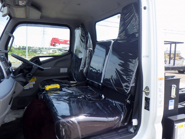 三菱ふそう キャンター 小型 コンテナ専用車 2RG-FBAV0(108136) 29枚目