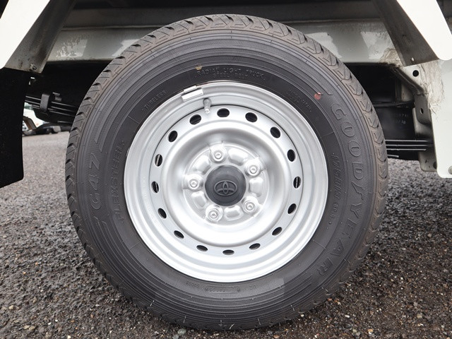 トヨタ タウンエース 小型 平ボディ DBF-S402U(111564) 28枚目