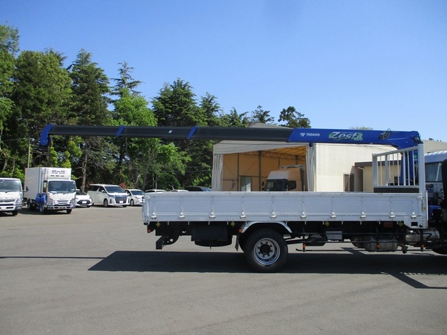 三菱ふそう ファイター 増トン 平ボディ（クレーン付） 2KG-FK62FZ(9628) 6枚目