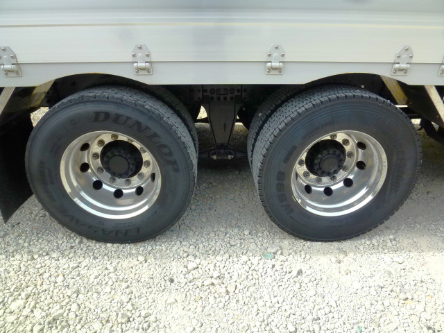 UDトラックス（日産） クオン 大型 ウィング 2RG-CD5FA(112318) 41枚目