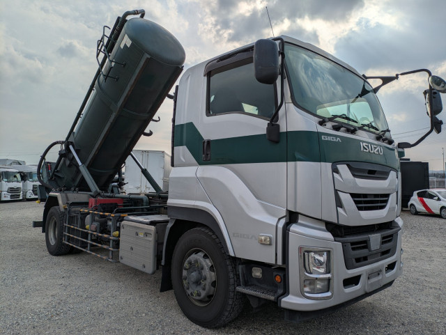いすゞ ギガ 大型 バキュームカー/糞尿車 2KG-CVR60C(105750) 13枚目