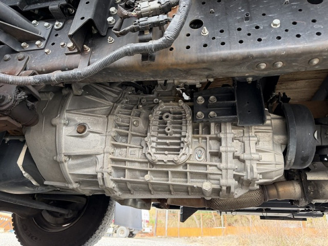 UDトラックス（日産） コンドル 中型 平ボディ 2PG-BRR90S2(105319) 36枚目