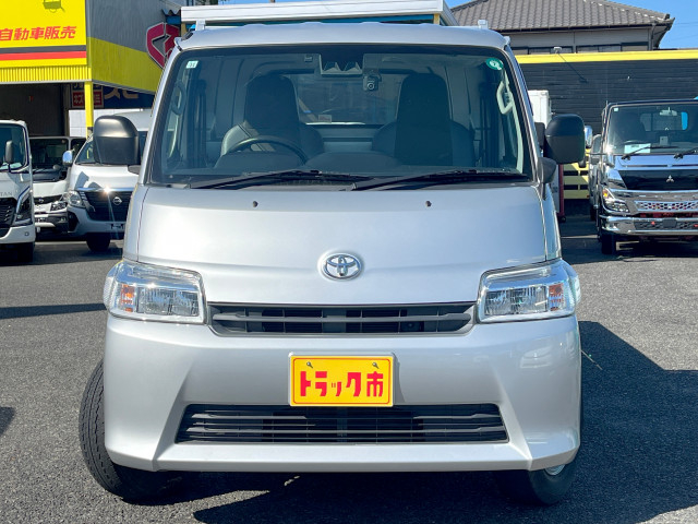 トヨタ タウンエース 小型 平ボディ 5BF-S413U(106236) 2枚目