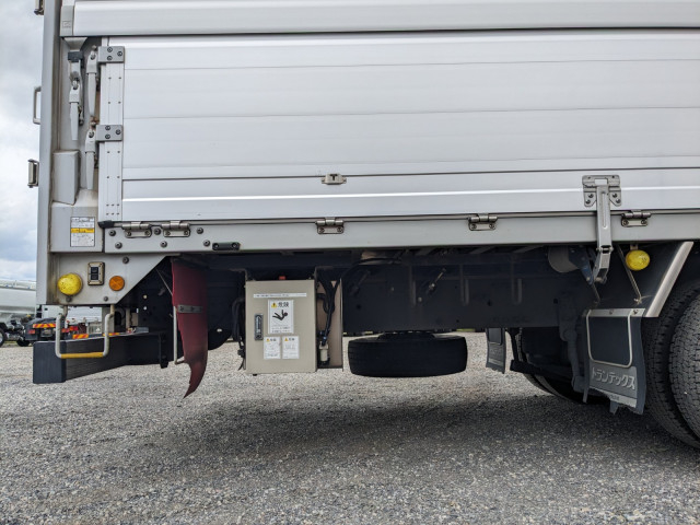 UDトラックス（日産） クオン 大型 ウィング 2PG-CG5CA(109113) 35枚目