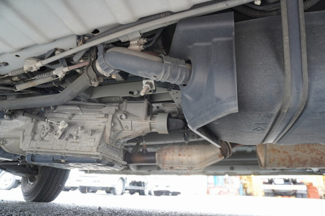 トヨタ ハイエース 小型 Translation missing: ja.item.body_keijou_enum.body_keijou_light_van CBF-TRH200K(110801) 13枚目