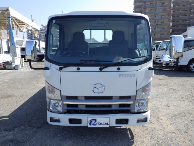 マツダ タイタン 小型 平ボディ TKG-LLR85AR(100985) 4枚目