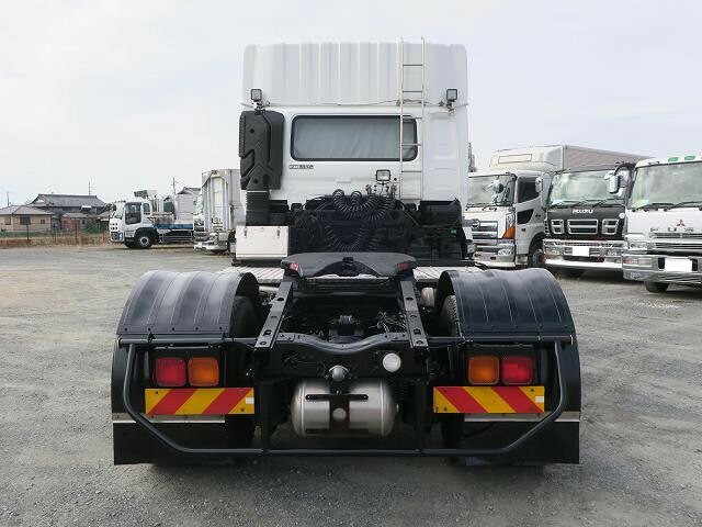 UDトラックス（日産） クオン 大型 トラクタ QPG-GK5XAB(38802) 5枚目