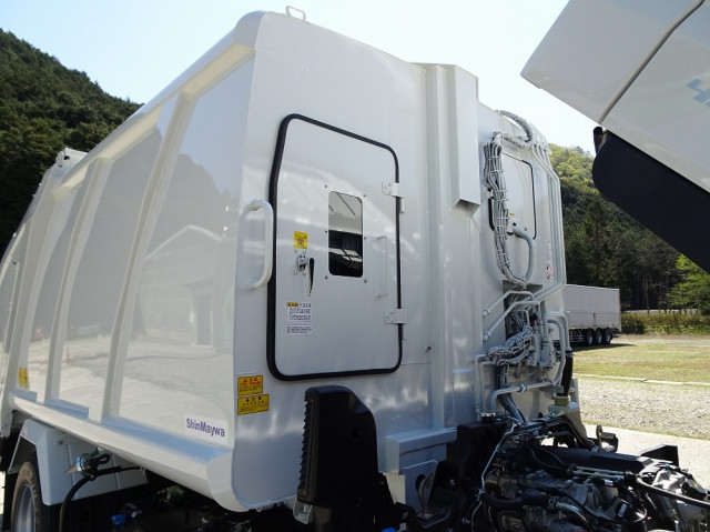 三菱ふそう キャンター 小型 塵芥車（プレス式） 2PG-FEB90(107961) 18枚目