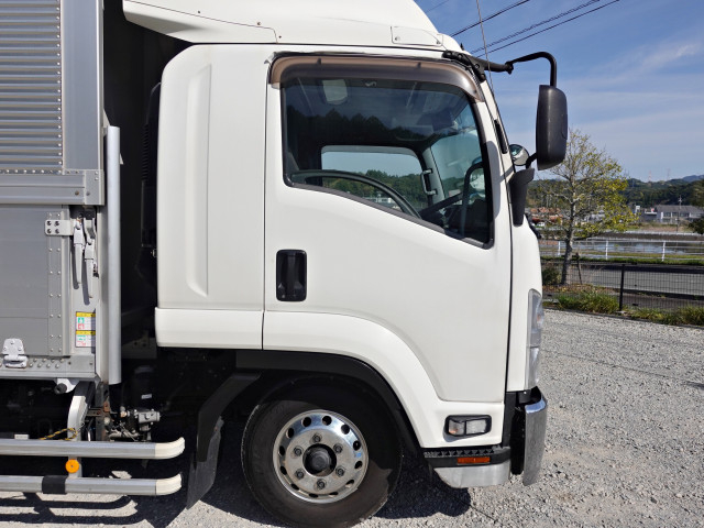 Isuzu forward Middle Wing body 2RG-FRR90T2(103878) 7枚目