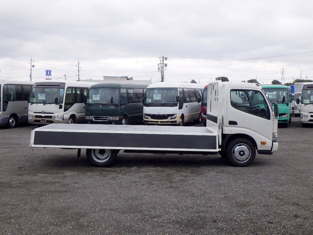 トヨタ ダイナ 小型 平ボディ 2RG-XZU655(111460) 14枚目
