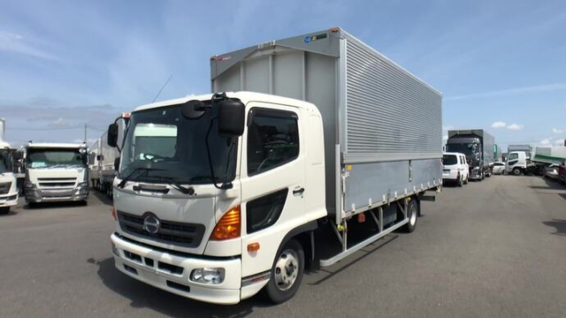 日野 レンジャー 中型 ウィング TKG-FD9JLAA(34692) 2枚目