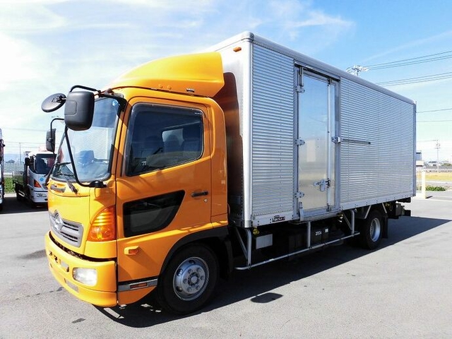 日野 レンジャー 中型 バン ADG-FC7JJWA(6477) 1枚目