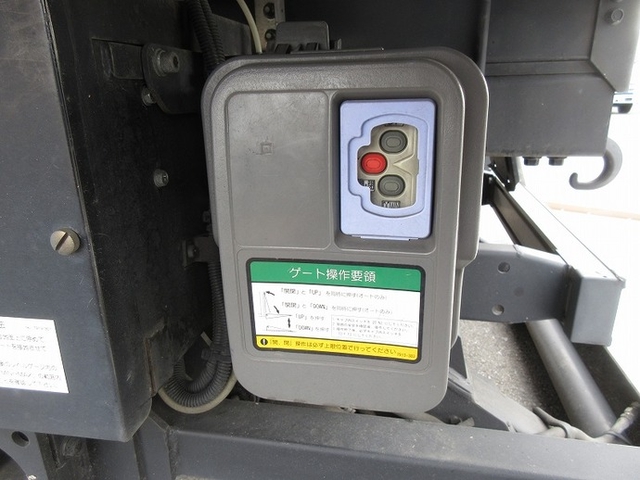 トヨタ トヨエース 小型 バン BDG-XZU404(11638) 10枚目