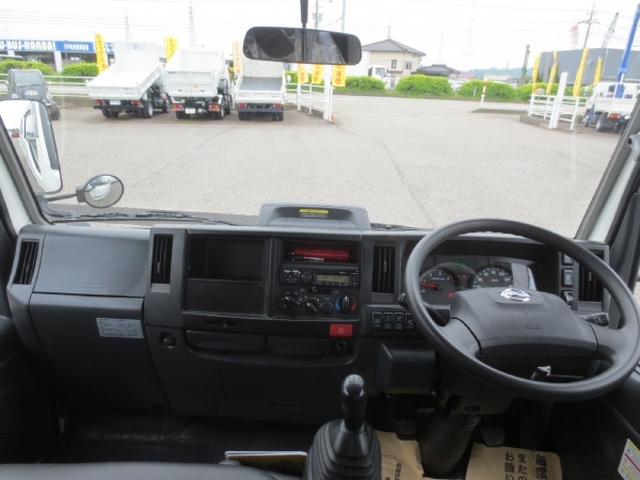 Nissan atlas Small Double cab 2RG-AHR88A(105335) 14枚目