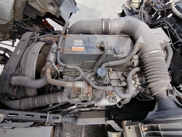 UDトラックス（日産） クオン 大型 トラクタ AKG-GK4XAB(5650) 40枚目