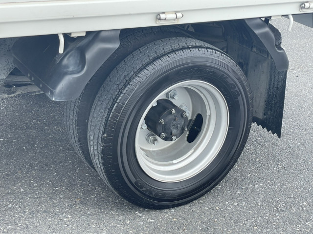 Isuzu elf Small Flat body 2RG-AHR88A(105662) 12枚目