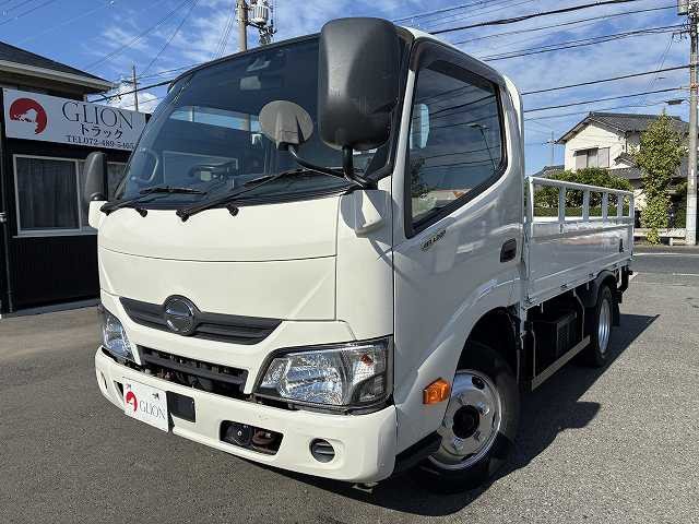 日野 デュトロ 小型 平ボディ TPG-XZU605M(113648) 1枚目