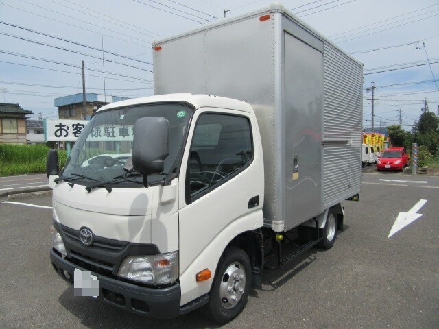 トヨタ ダイナ 小型 バン TKG-XZU605(12616) 1枚目