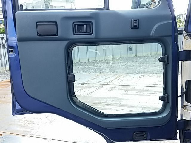 UDトラックス（日産） コンドル 増トン コンテナ専用車 PB-LK36A(11543) 70枚目