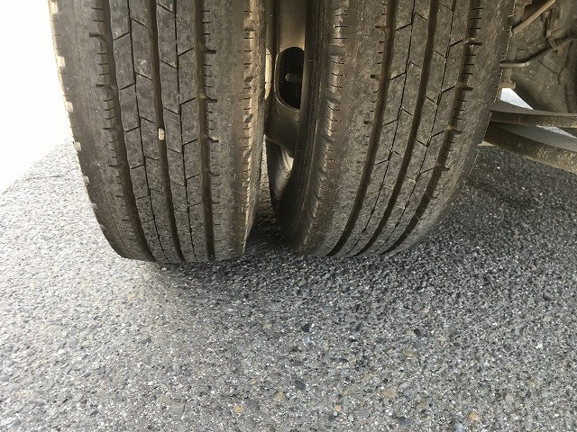 いすゞ エルフ 小型 平ボディ TKG-NJR85A(109401) 47枚目