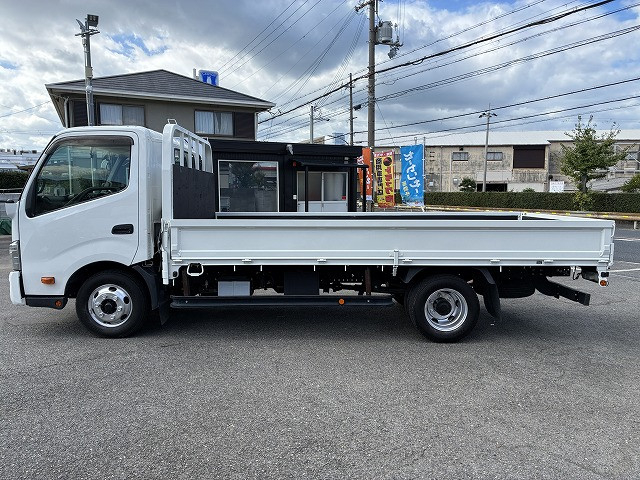日野 デュトロ 小型 平ボディ 2RG-XZU712M(113964) 4枚目