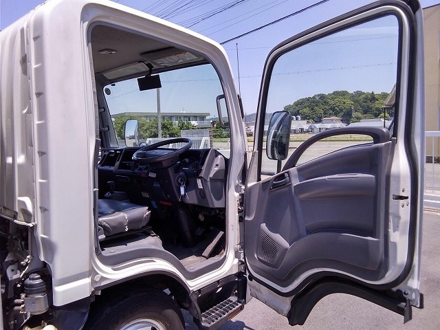 Isuzu elf Small Box body BKG-NMR85AN(11590) 35枚目