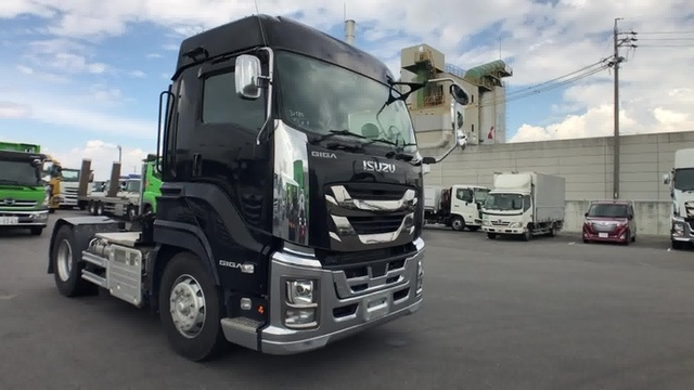 Isuzu giga Large Tractor 2PG-EXD52CD(34676) 26枚目