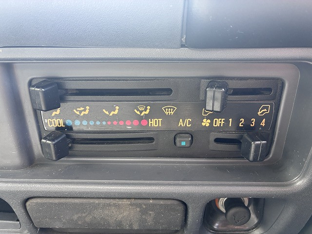 いすゞ エルフ 小型 バン KR-NHR69N(112071) 37枚目