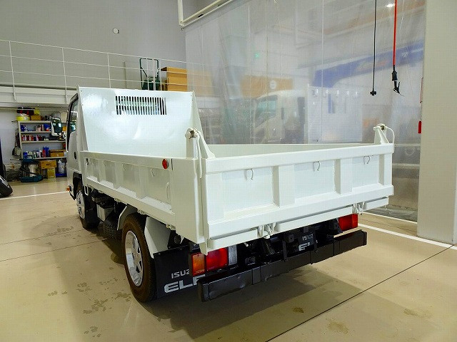 いすゞ エルフ 小型 土砂ダンプ 2RG-NKR88AD(109702) 4枚目
