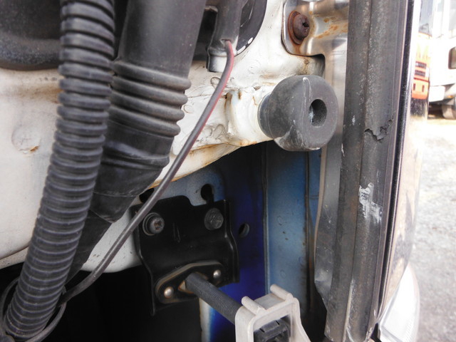 UDトラックス（日産） コンドル 中型 ウィング KC-MK260NH(1376) 22枚目