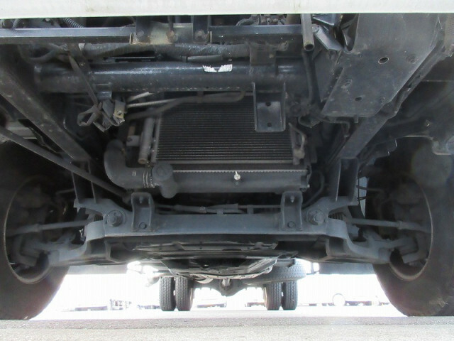 三菱ふそう キャンター 小型 バン KK-FE82EG(7723) 24枚目
