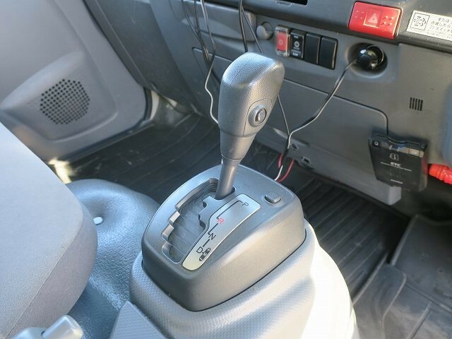 いすゞ エルフ 小型 バン TKG-NLR85AN(37619) 17枚目