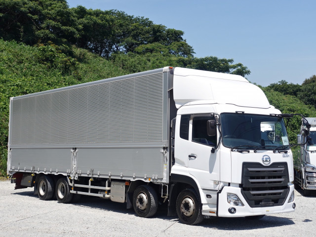 UDトラックス（日産） クオン 大型 ウィング 2PG-CG5CA(110340) 24枚目