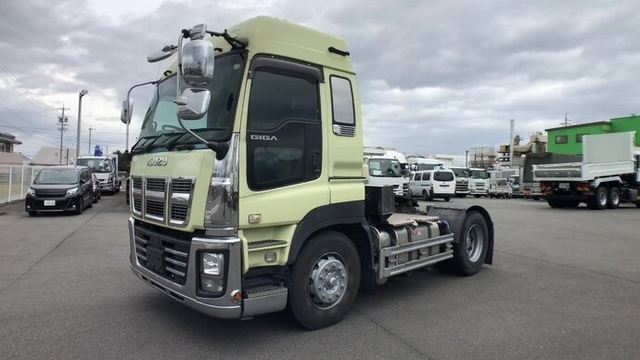 いすゞ ギガ 大型 トラクタ QKG-EXD52AD(37304) 4枚目