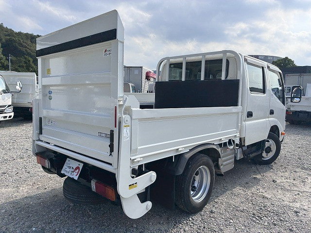 日野 デュトロ 小型 Wキャブ 2RG-XZU605M(112263) 8枚目