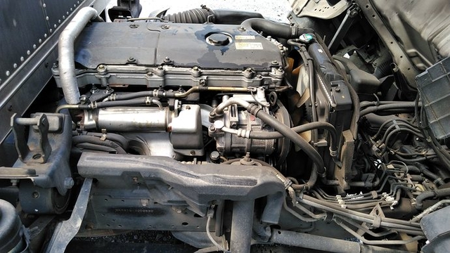 いすゞ エルフ 小型 バン KR-NKR81GN(3705) 32枚目
