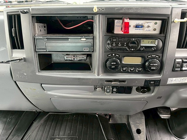 いすゞ フォワード 増トン ミキサー車 QDG-FVZ34U2(105909) 29枚目