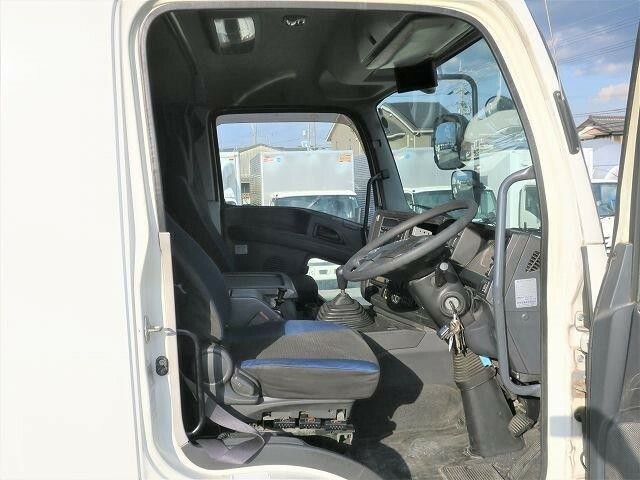 いすゞ ギガ 大型 冷蔵冷凍バン QKG-CYL77BA(27483) 15枚目