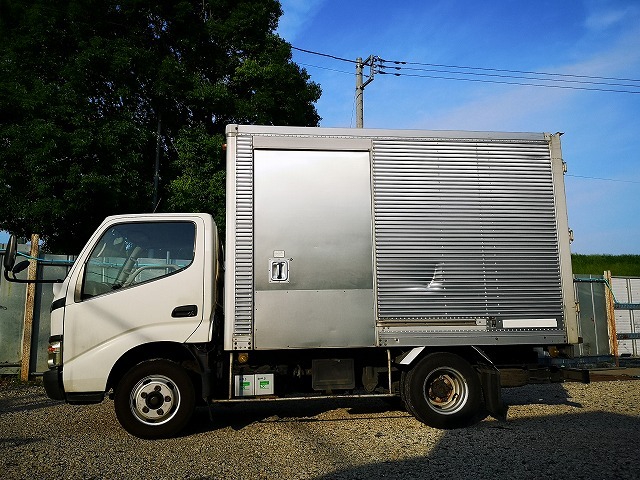 トヨタ ダイナ 小型 バン PB-XZU306(6506) 22枚目