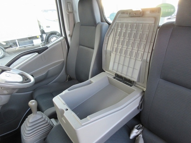 日産自動車 アトラス 小型 平ボディ PKG-SZ5F24(6670) 32枚目