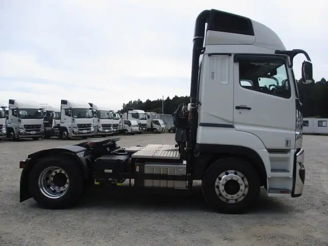Mitsubishi Fuso super_great Large Tractor 2RG-FP84VDR(106652) 4枚目