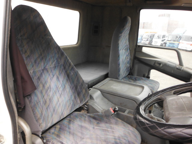 三菱ふそう ファイター 増トン 平ボディ PJ-FK61FJZ(2442) 18枚目