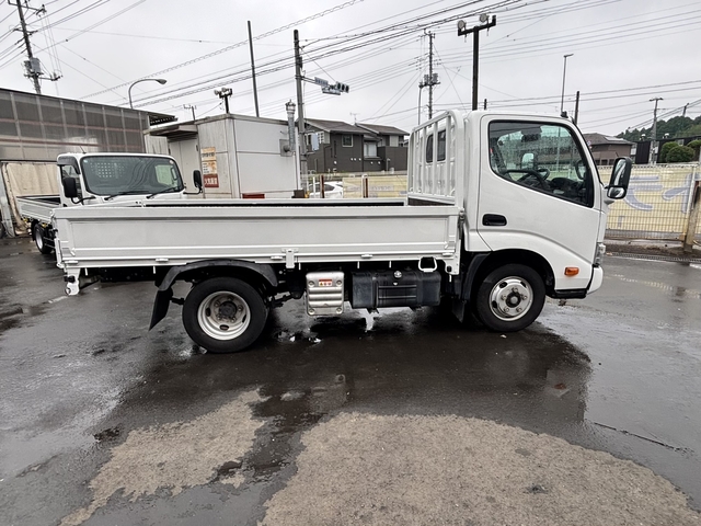 Toyota toyoace Small Flat body 2RG-XZC605(108618) 4枚目